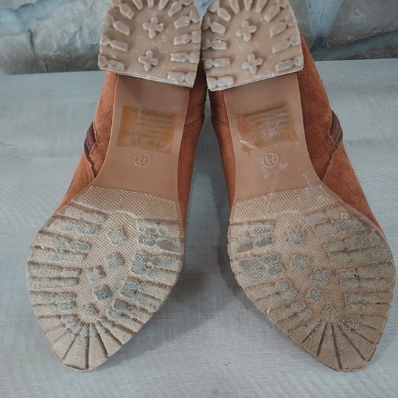 Womans boots 7.5M - Picture 7 of 12